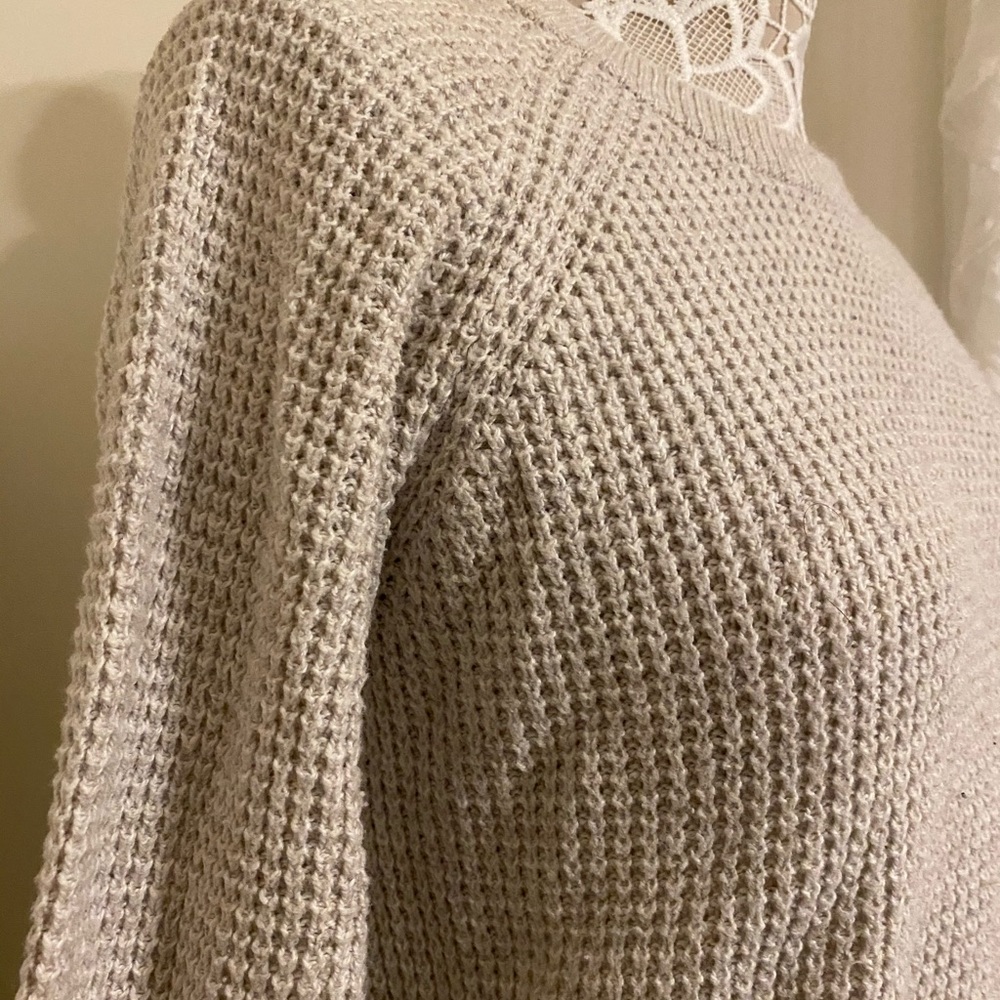 Cream Sweater - Picture 4 of 5